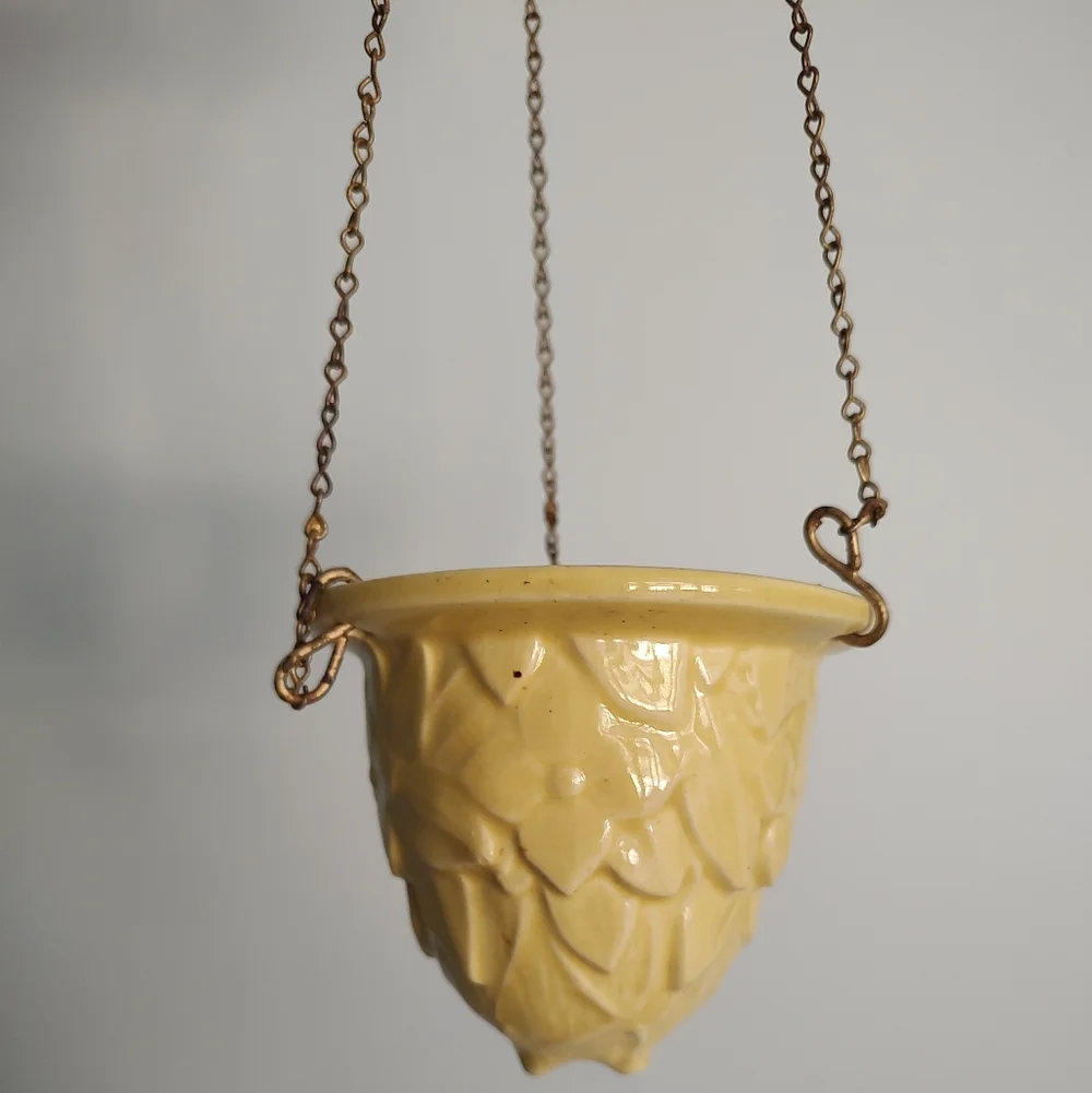 McCoy Pottery Vintage Floral Hanging Planter Vase Basket Yellow RARE - Picture 3 of 9